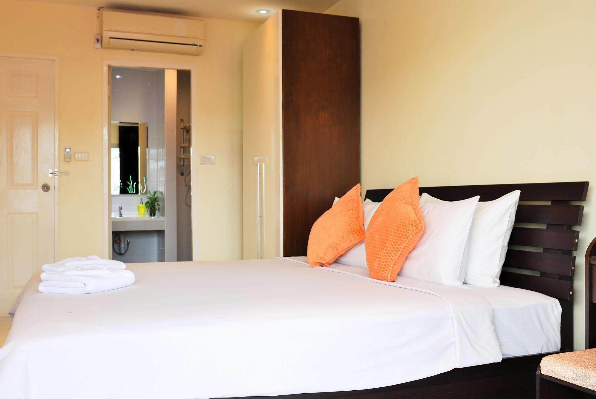 Glitter House Leilighet Phuket Eksteriør bilde